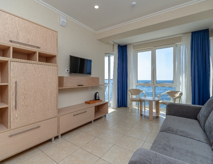 2-местное 2-комн. люкс, корп. 9 - Санаторий «Днепр» Гаспра